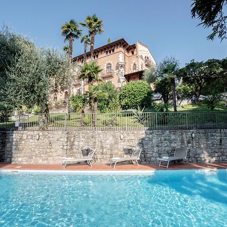 Hotel Bellevue Gardone Riviera Bagian luar foto