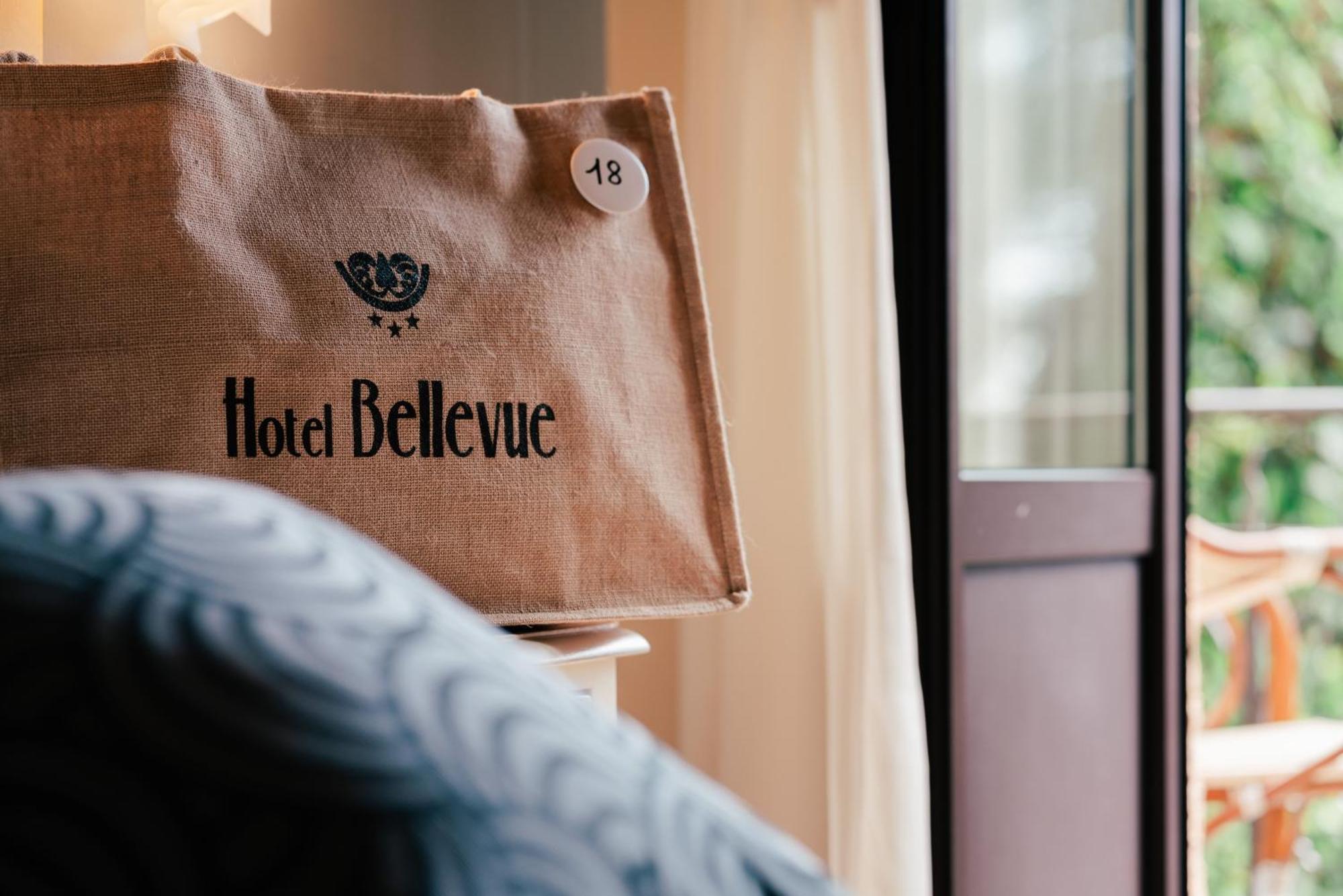 Hotel Bellevue Gardone Riviera Bagian luar foto